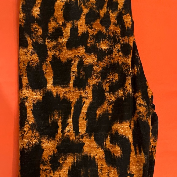 Lularoe items in excellent condition. These items have been worn once or not all - Picture 7 of 16